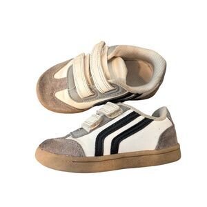 Cat & Jack™ Toddler Dakota Retro Court Sneakers – White/Gray | Size 6C